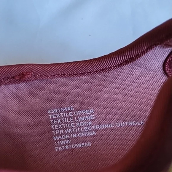 Torrid pink fabric Mary Jane 11 W - Picture 9 of 9